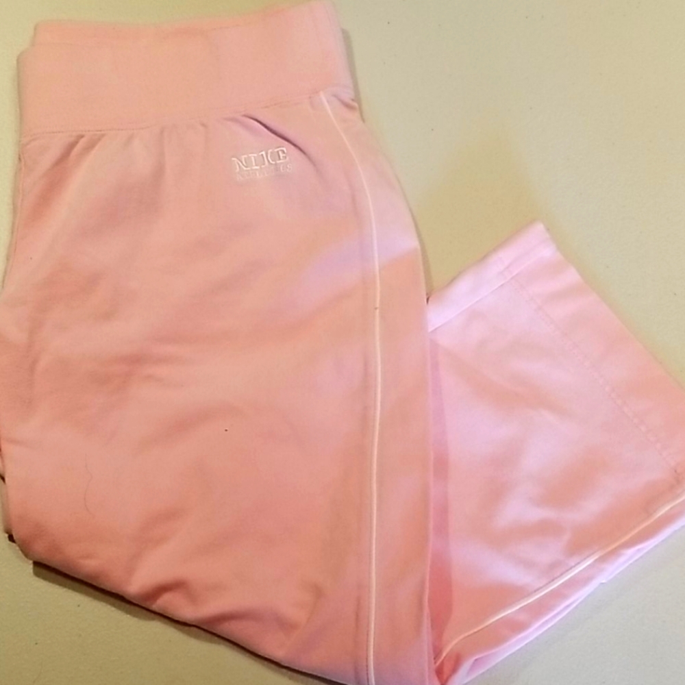 Nike capri training pants